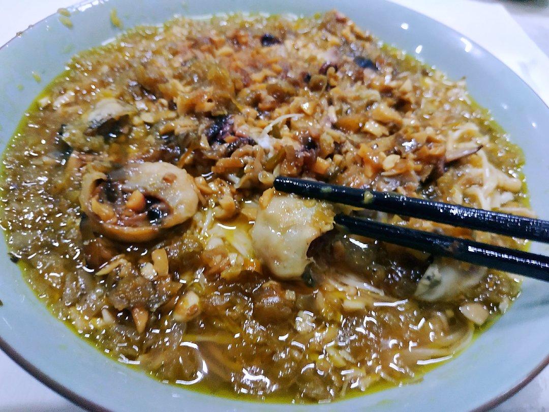 蒜蓉蒸墨鱼仔金针菇