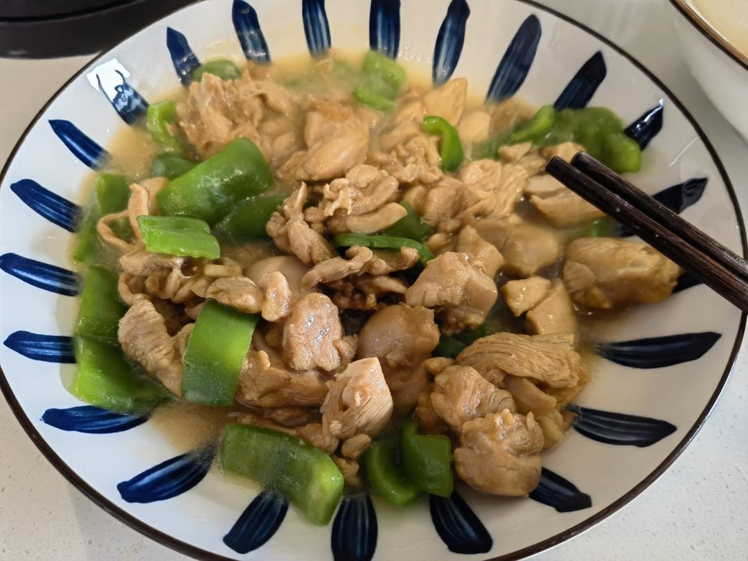 青椒炒鸡腿肉（大厨级别）
