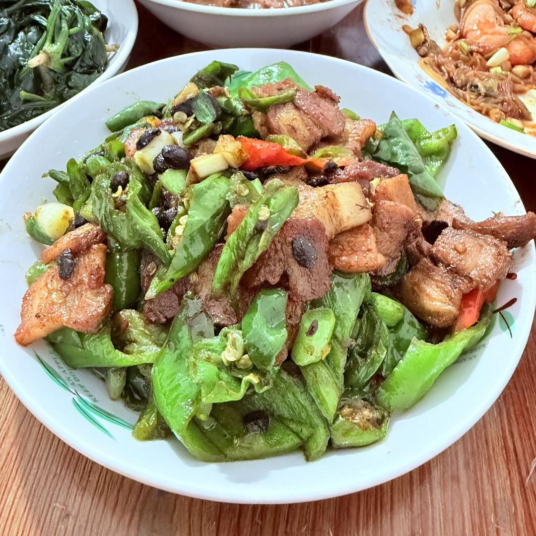 无敌下饭的四川小炒（家庭自制版）｜回锅肉
