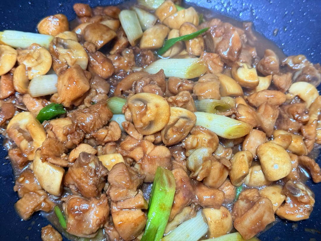 绝了～口蘑鸡腿真的好吃，简单快手