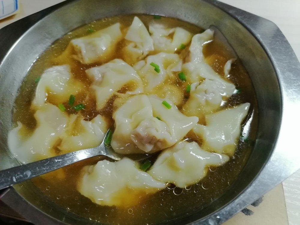 ygkgzdcmll做的煮馄饨