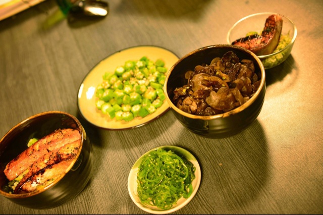 三文鱼牛油果拌饭