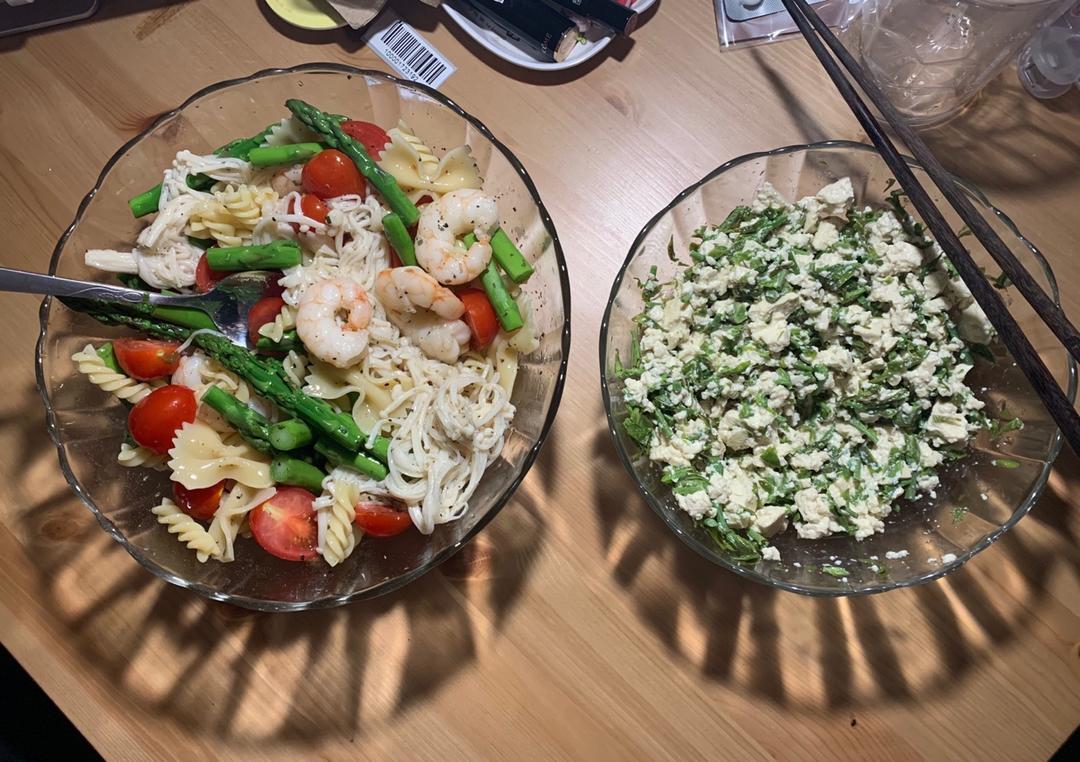 舌尖上的春天之香椿芽拌豆腐