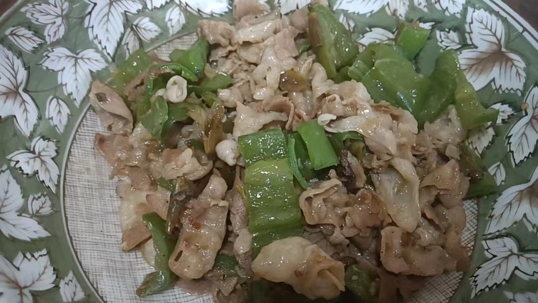 青椒炒羊肉（冬至吃羊肉）