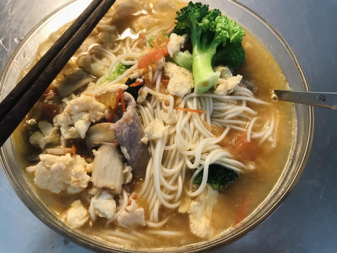超级入味好吃的番茄鸡蛋面