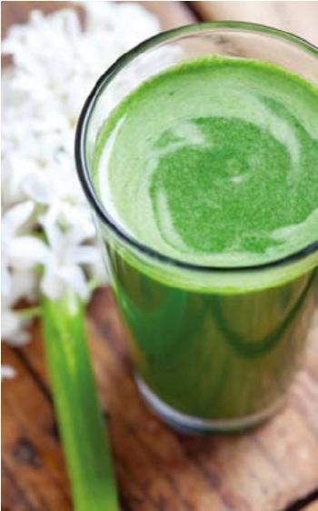 神奇的肌肤能量书之排毒养颜食谱之鲜绿蔬果汁的做法