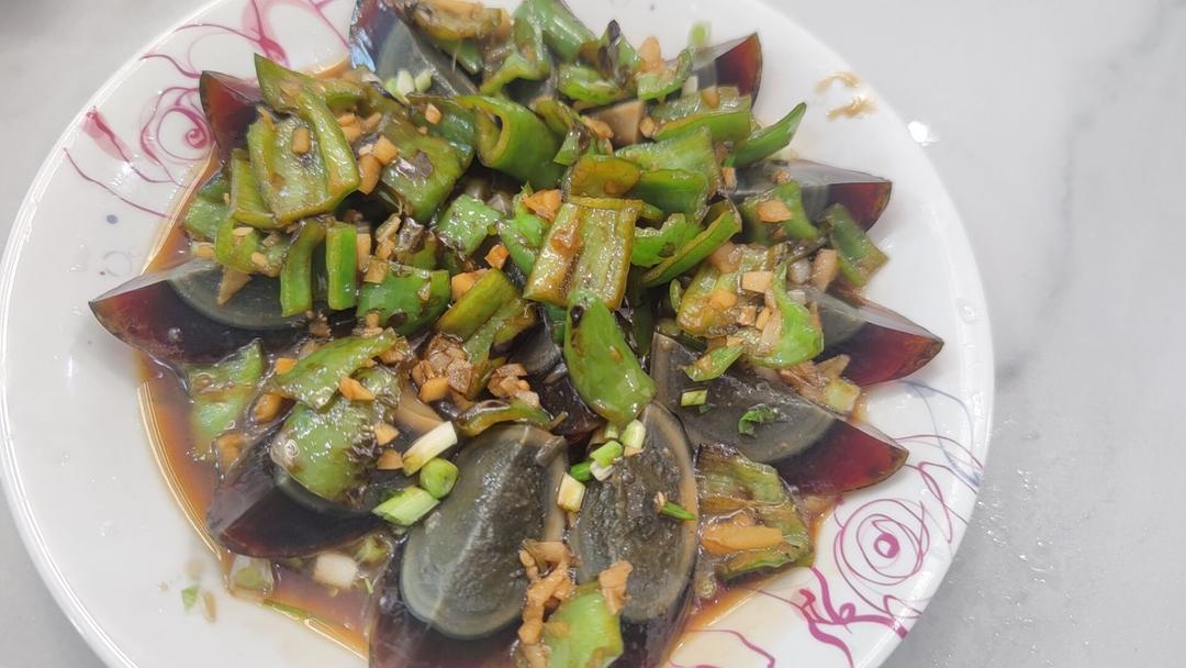 压箱底—烧椒皮蛋