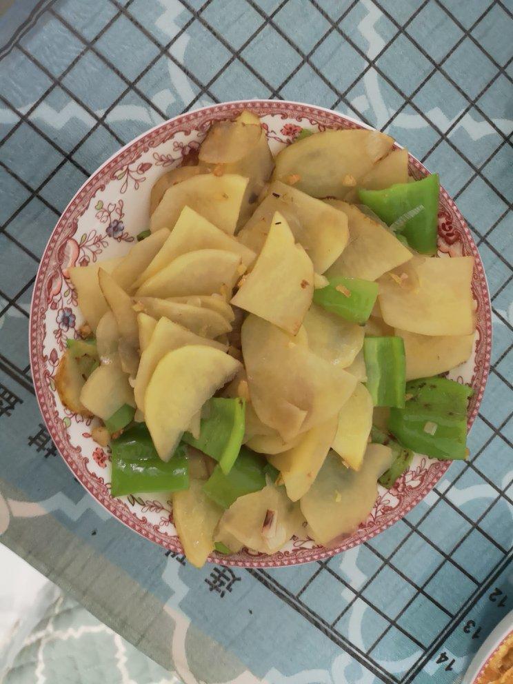 青椒炒土豆片