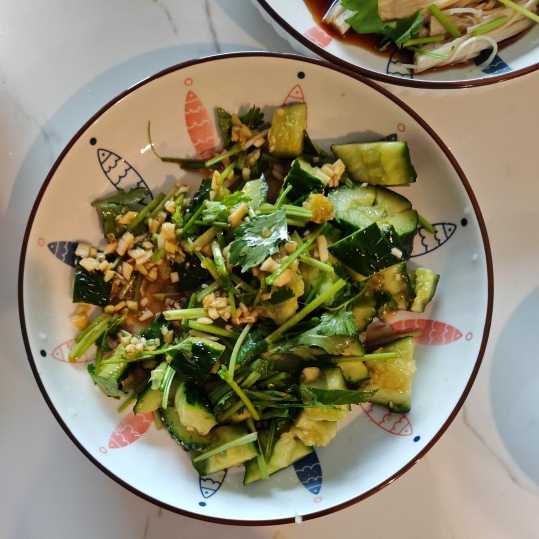 🌈酸酸辣辣巨开胃～超过瘾的凉拌黄瓜