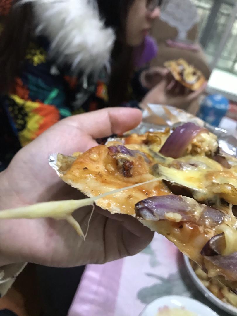 萨拉米薄底披萨 Salami Pizza