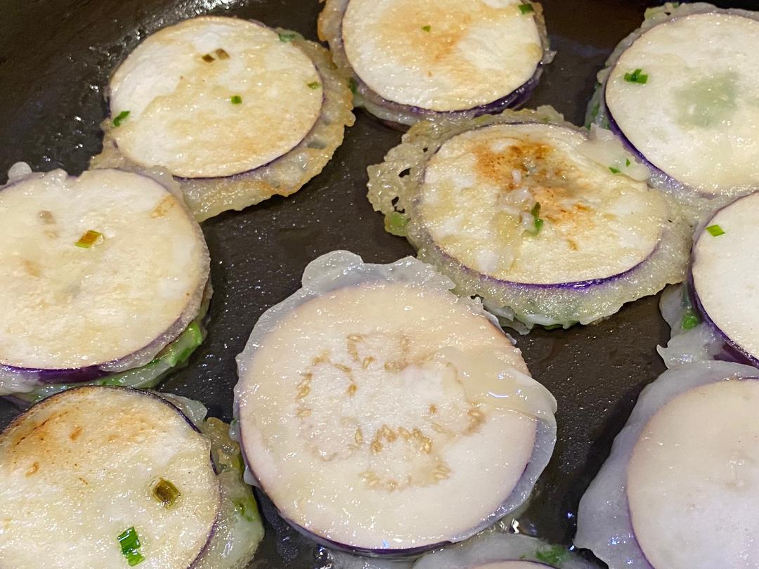 茄盒（茄子这样做，还怕家人不爱吃？！）的做法