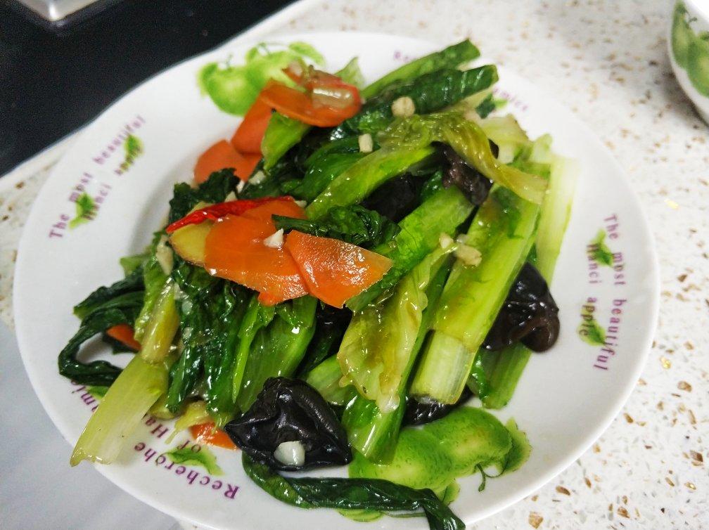 清炒油麦菜