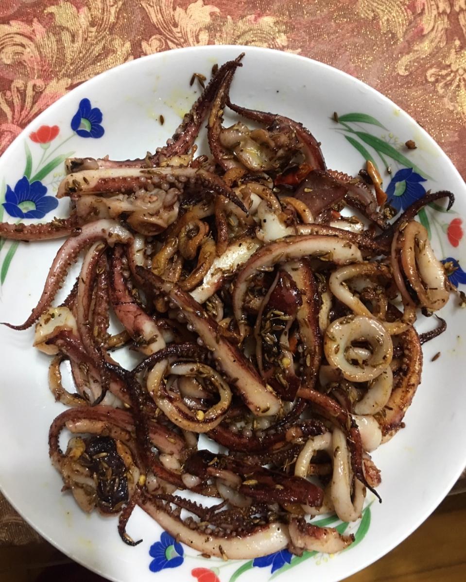 香辣鱿鱼须 赛过铁板的味道