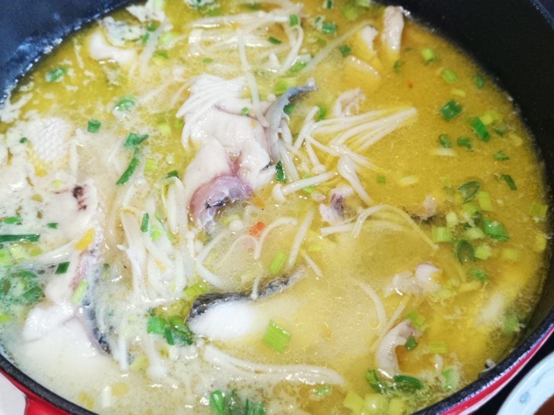 【金汤柠香藤椒鱼】