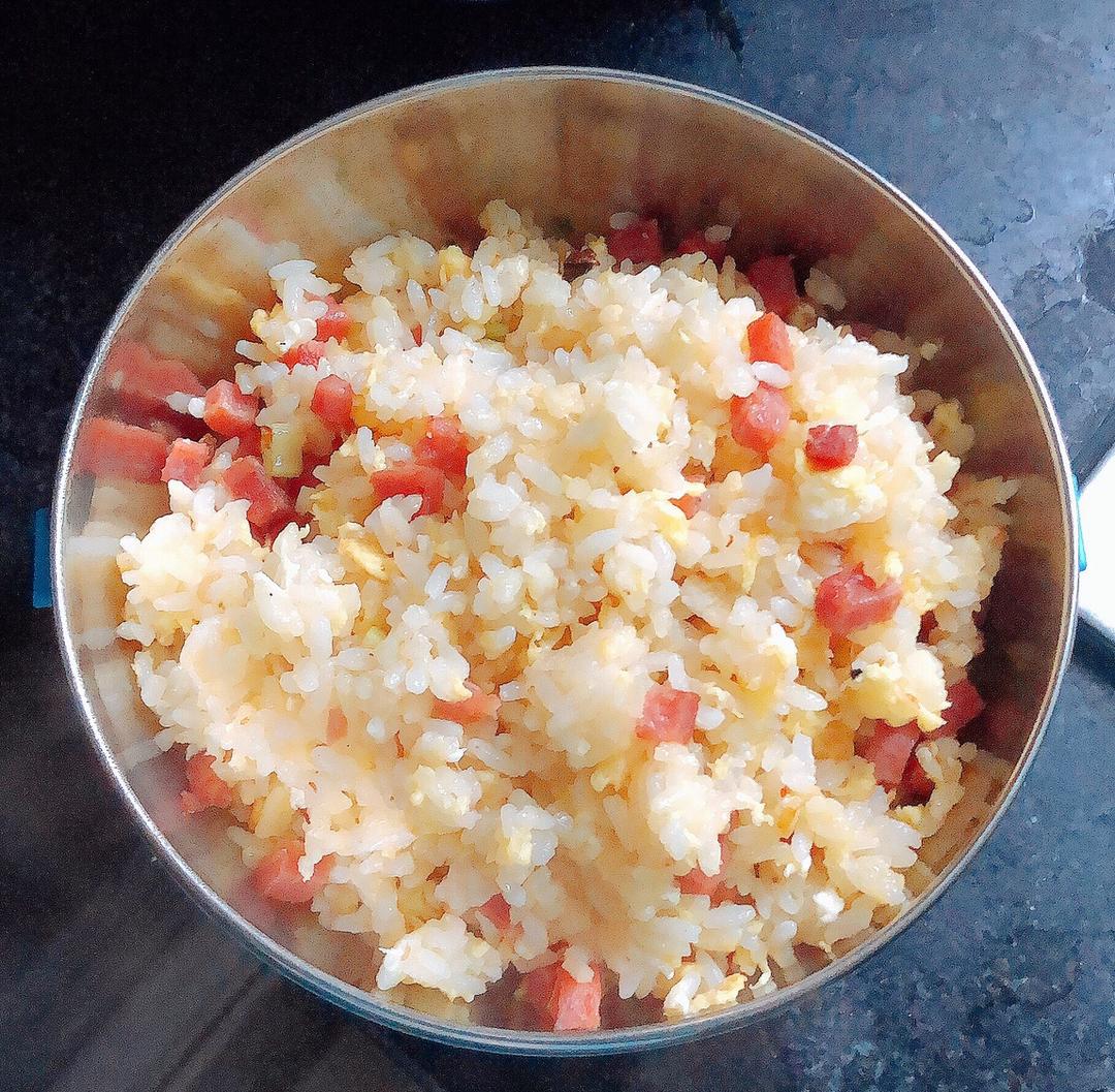 家常蛋炒饭