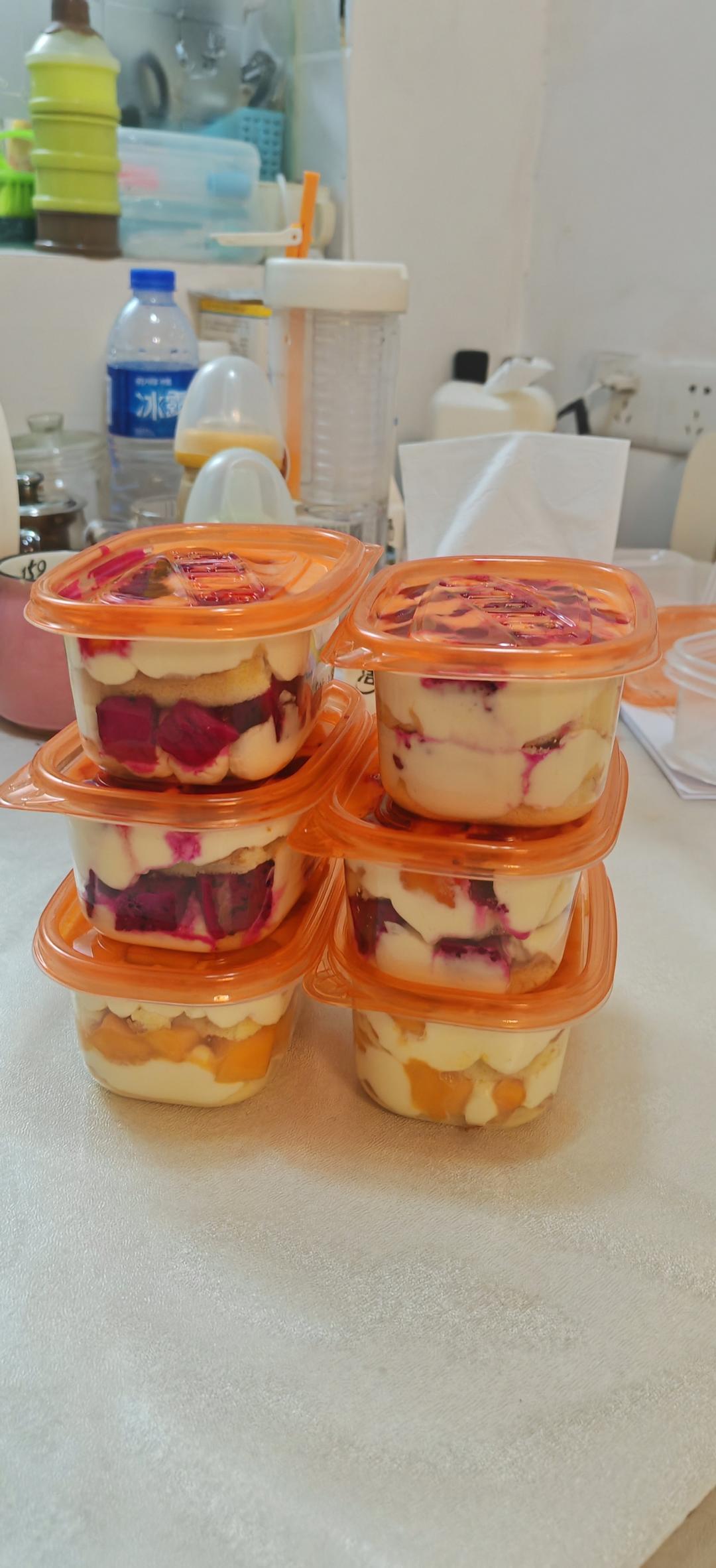 简单快手的便当饭盒水果盒子蛋糕