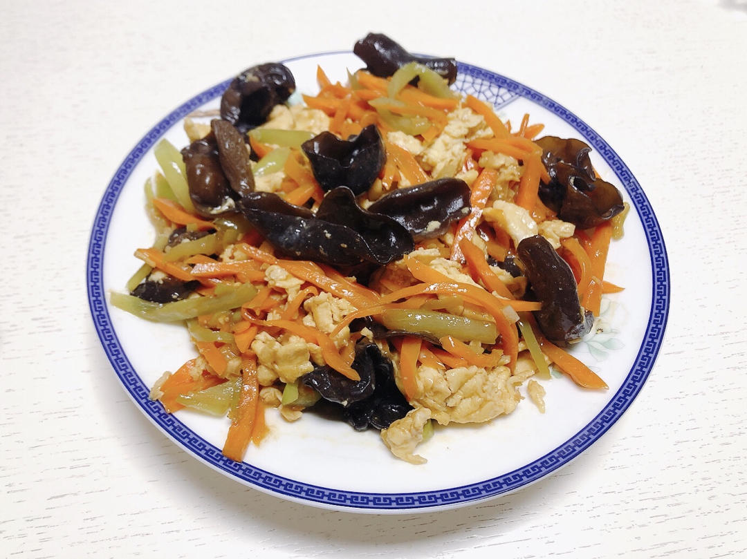 下饭菜鱼香鸡蛋