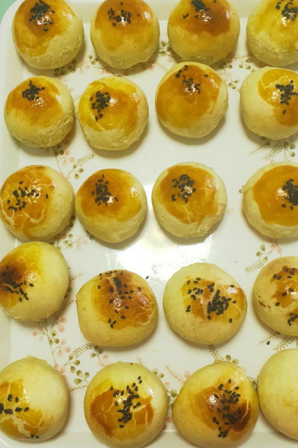 从炒红豆沙开始做蛋黄酥（视频）