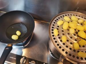 油焖小土豆（烧烤味）的做法 步骤3