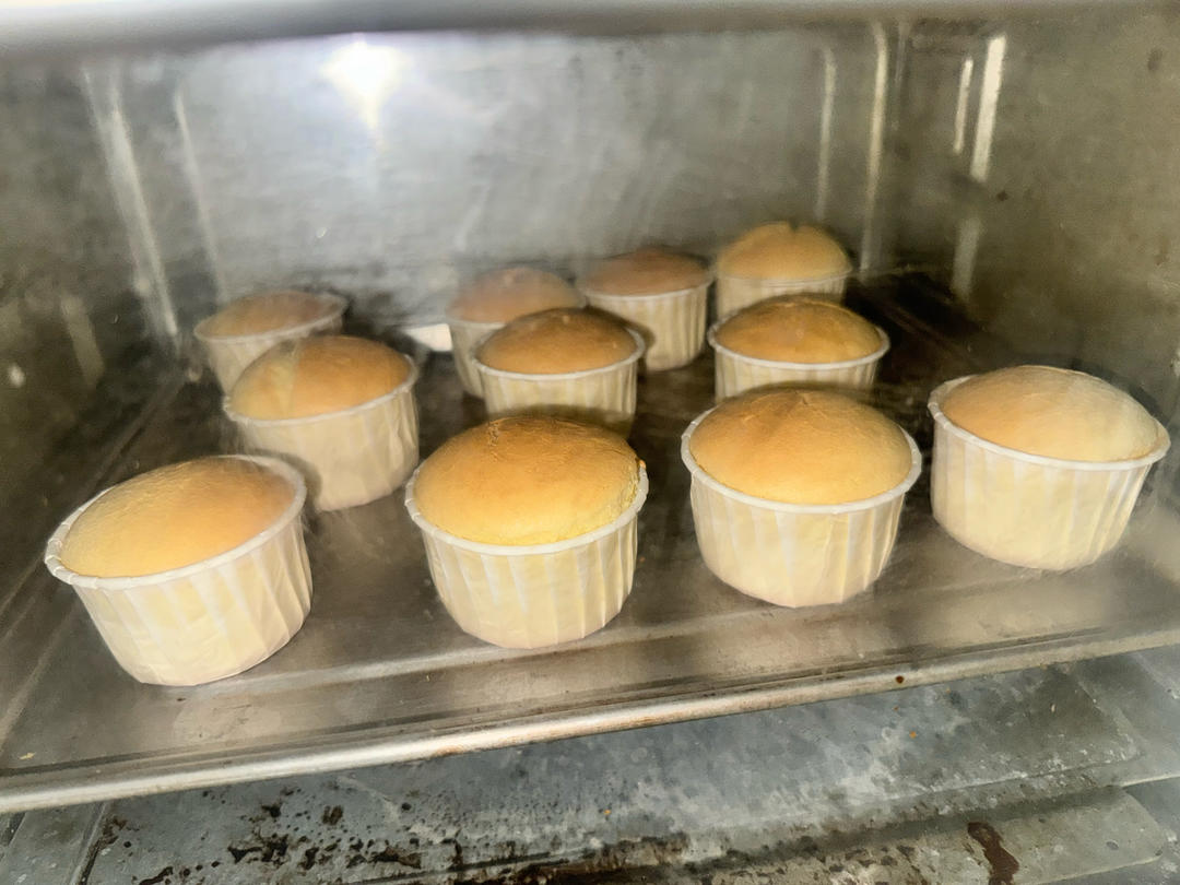 高颜值奶油纸杯蛋糕杯子蛋糕（附教程）