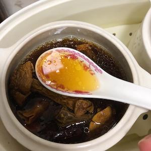 羊肚菌姬松茸排骨汤的做法 步骤6