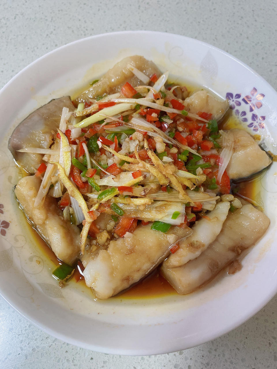 清蒸巴沙鱼（鲈鱼）