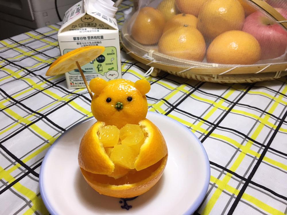 何田田做的小熊橙子果盘