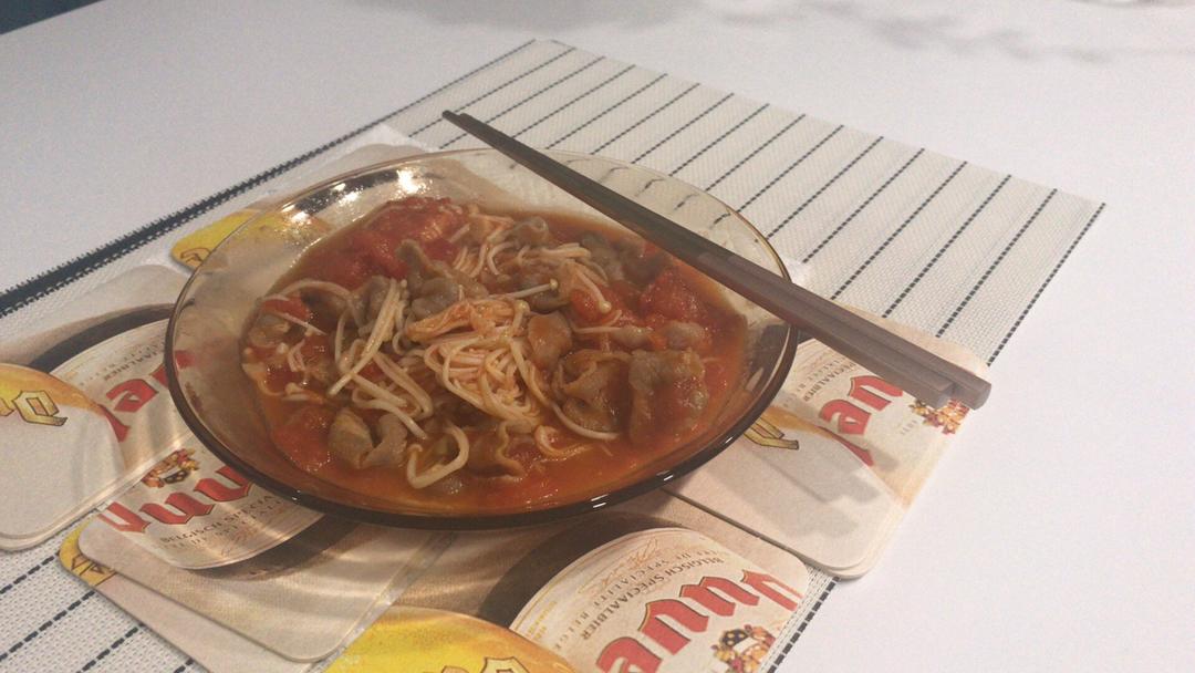 金针菇肥牛番茄锅