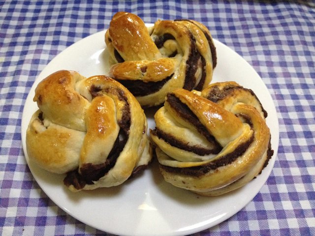 豆沙卷面包