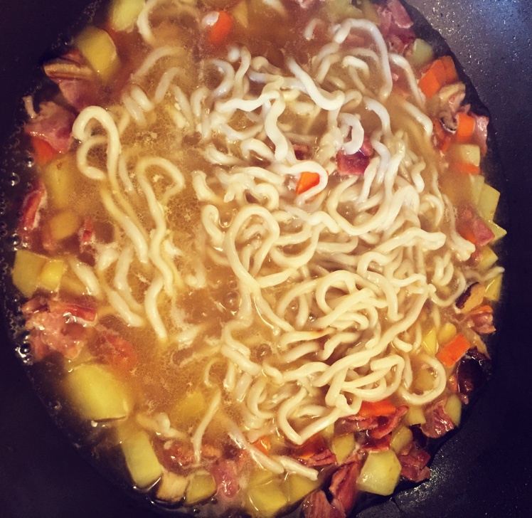 土豆焖面