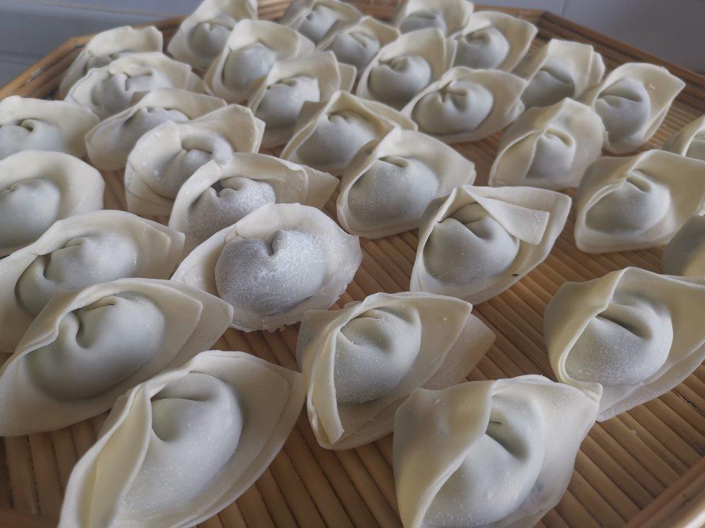 上海荠菜大馄饨