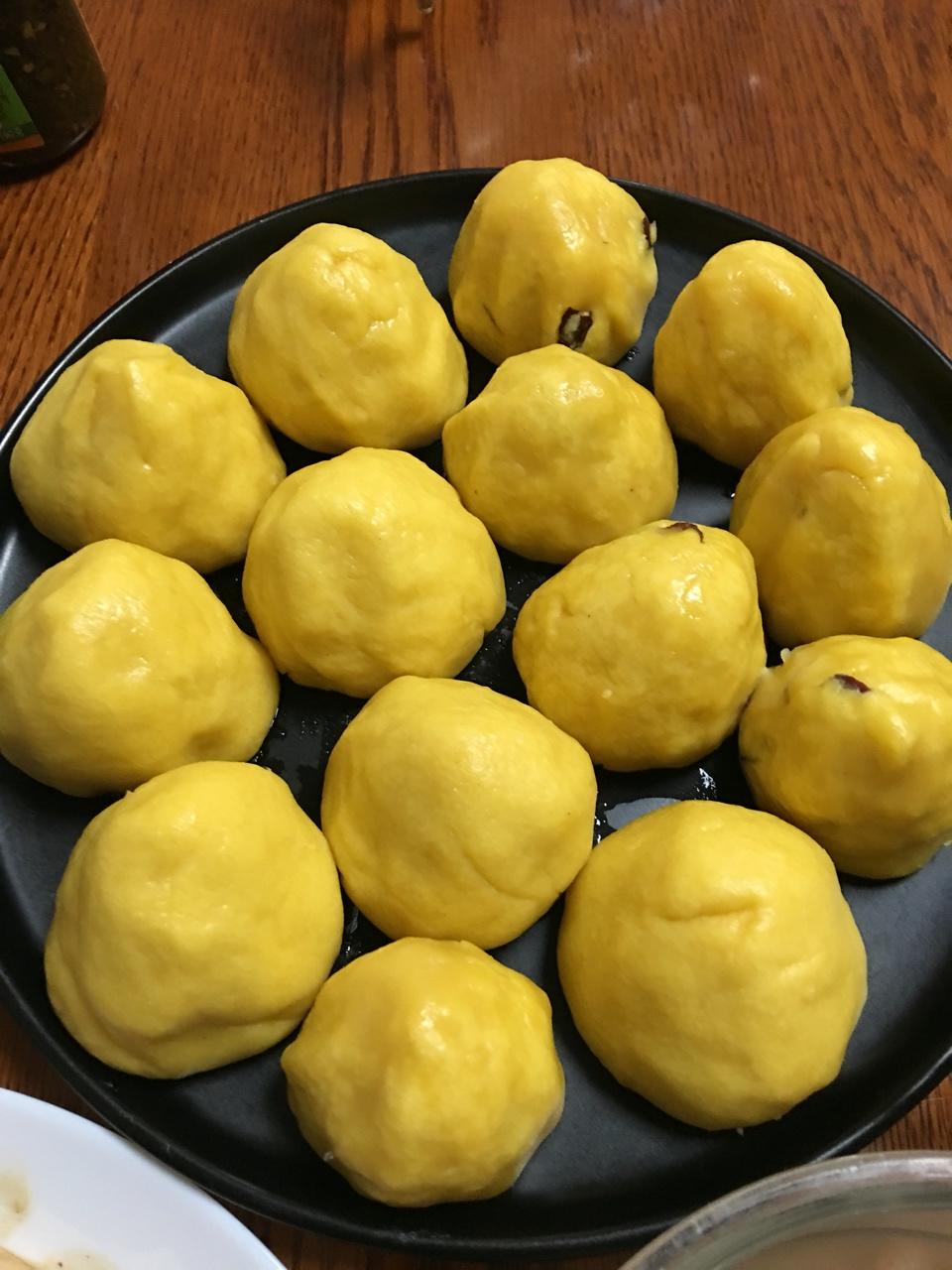 蒸一笼香糯小窝头