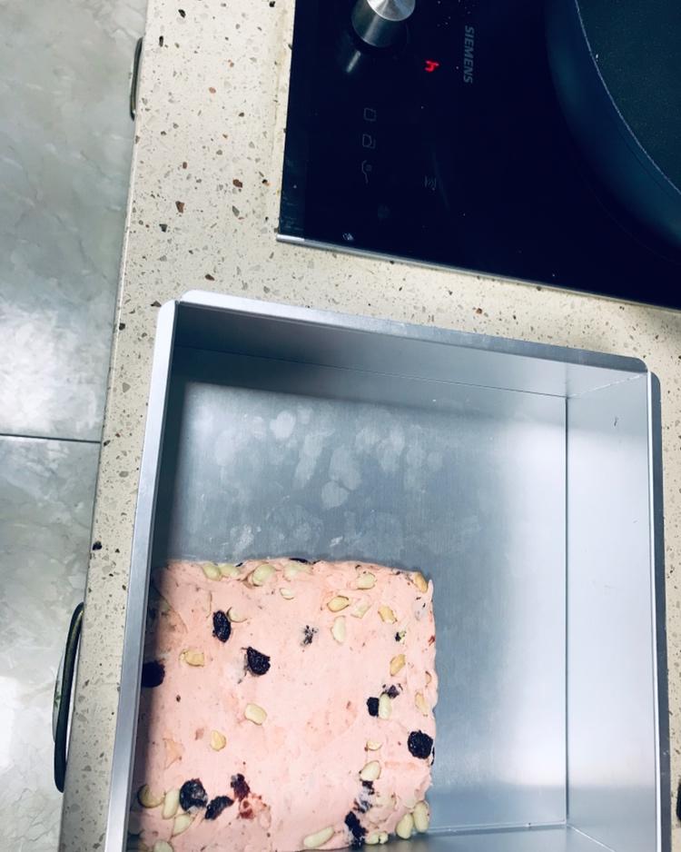 牛轧糖 牛扎糖不甜