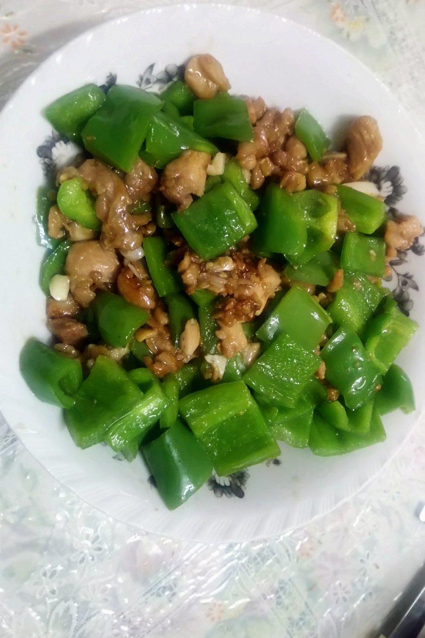 青椒炒鸡腿肉（大厨级别）
