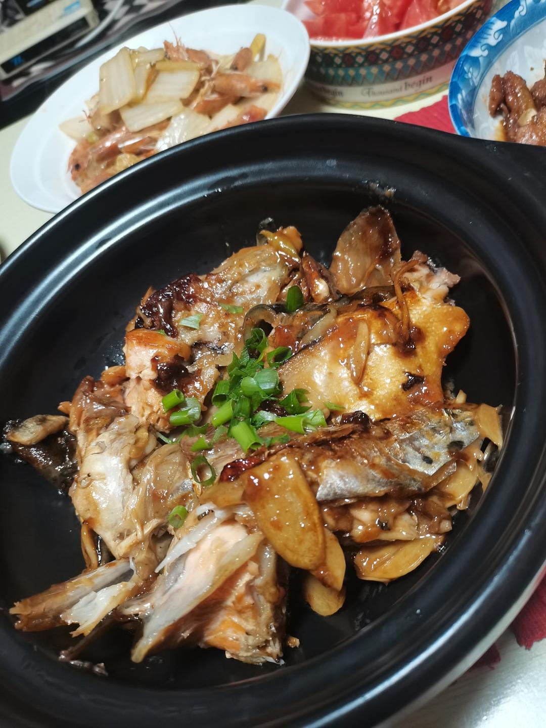 这么做《中餐厅》里的砂锅鱼头煲，超简单！