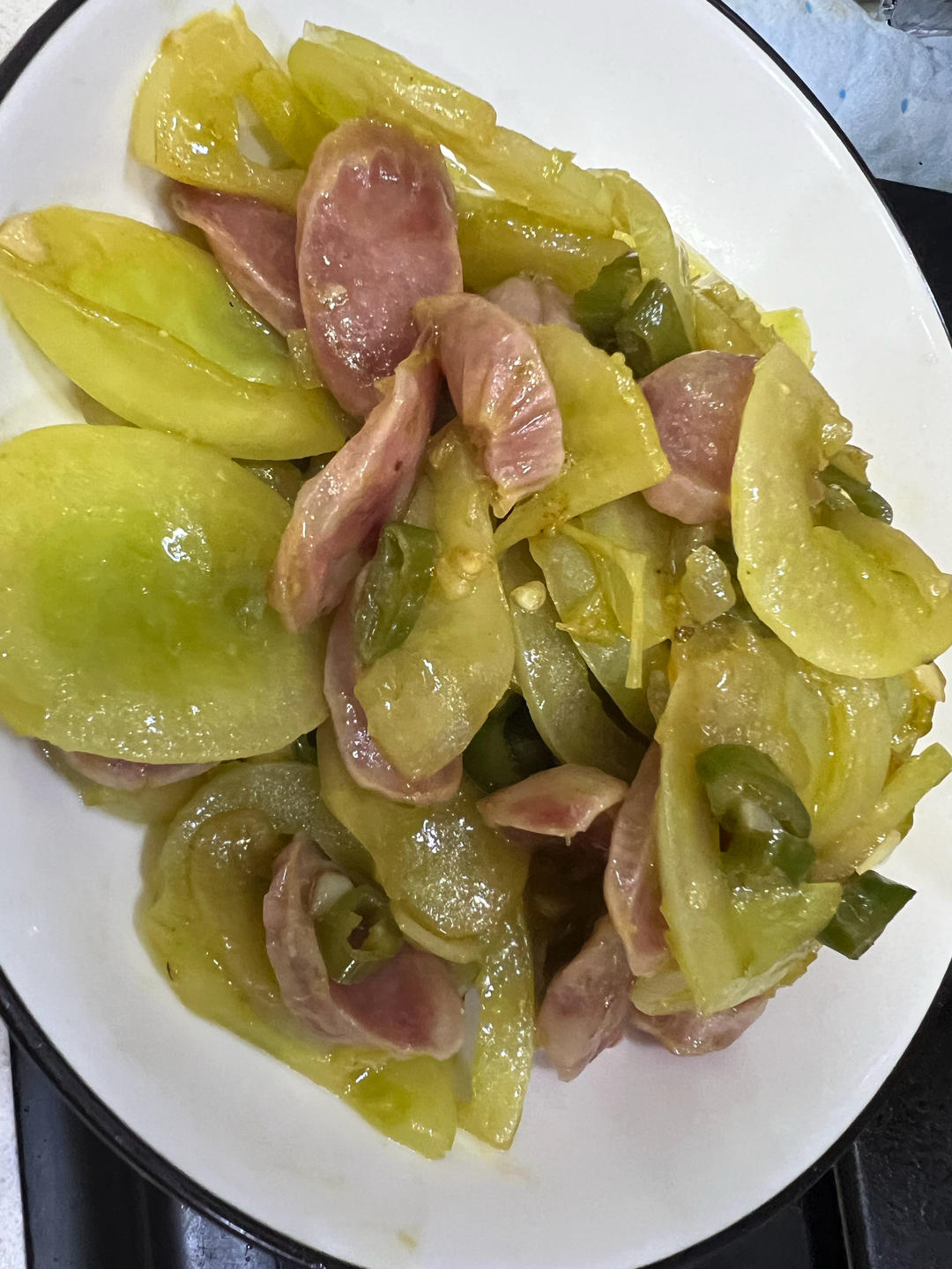 腊肠炒青番茄