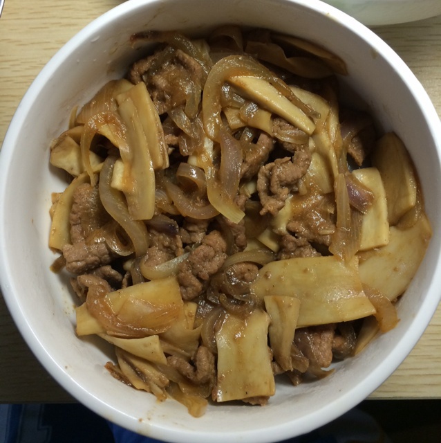黑椒牛肉粒
