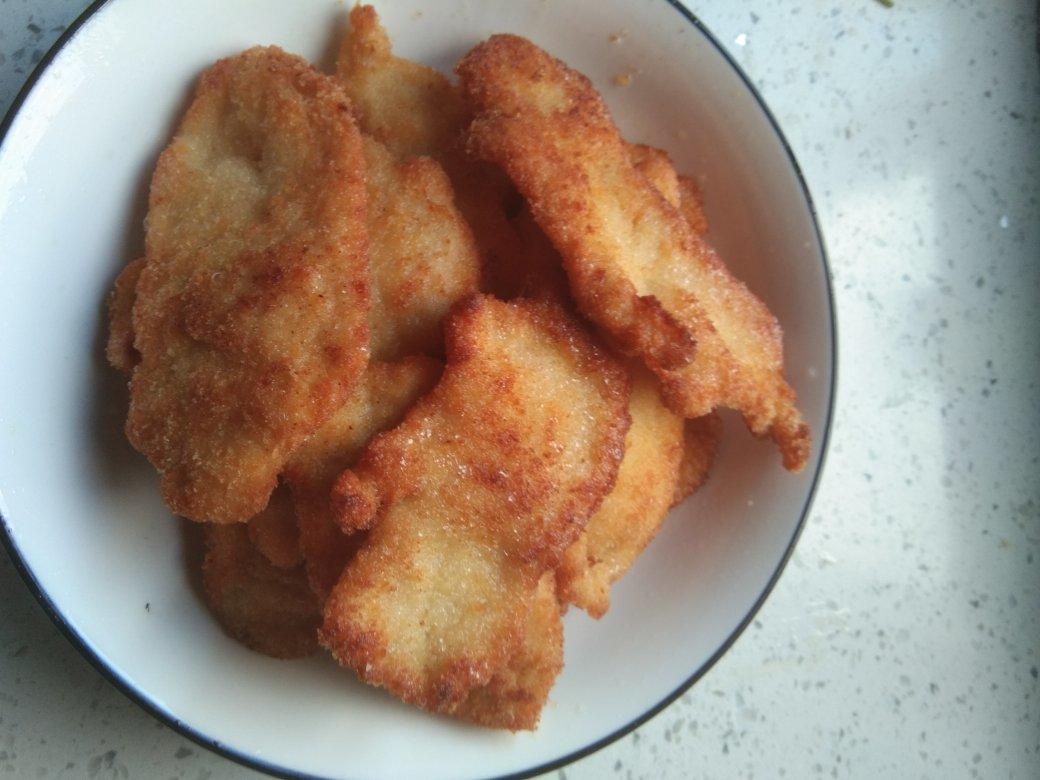 炸鸡排- 鸡胸肉-家庭版正新鸡排，一定要沾点番茄酱！绝配