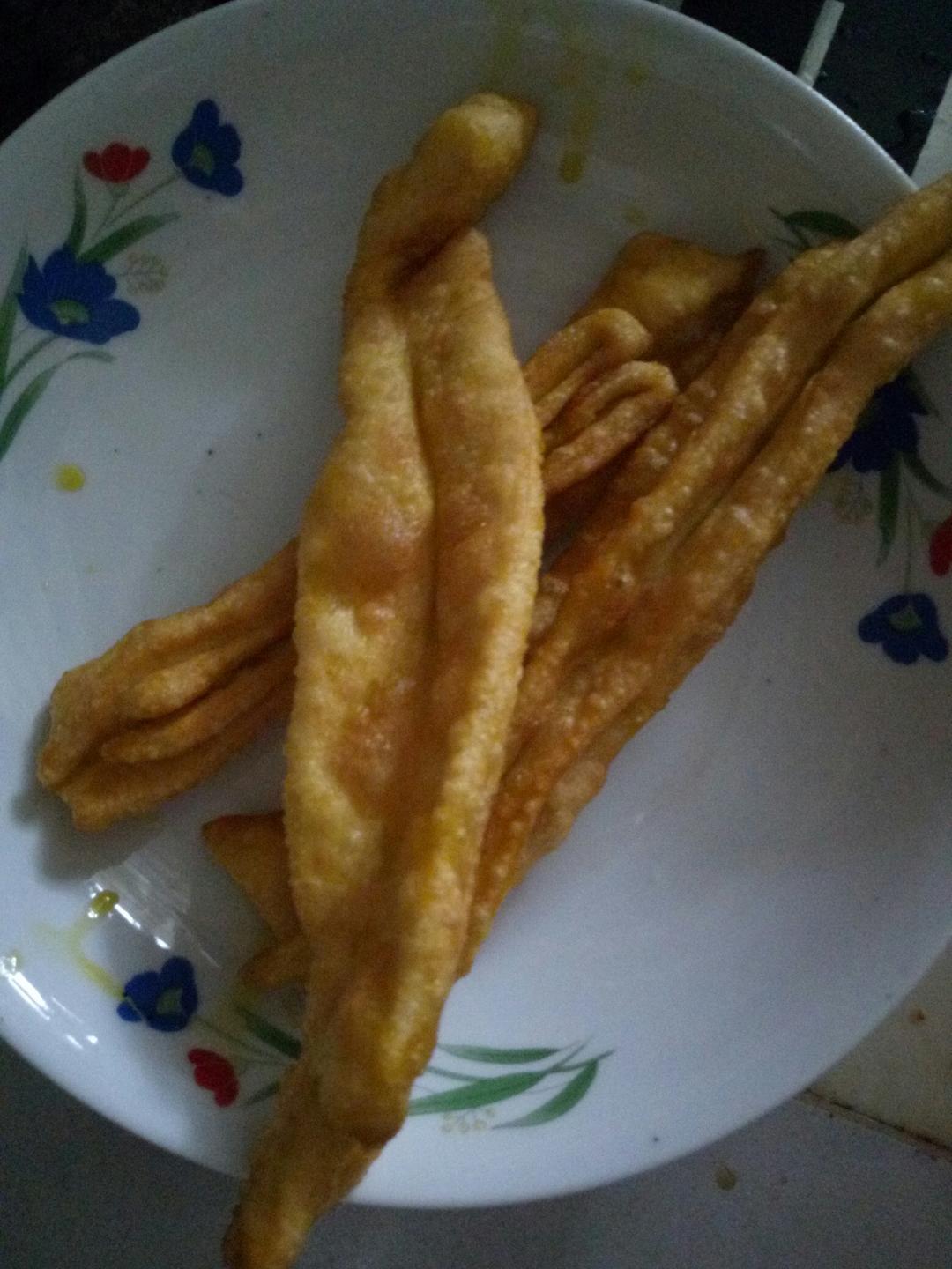 健康无添加不太蓬松的油条