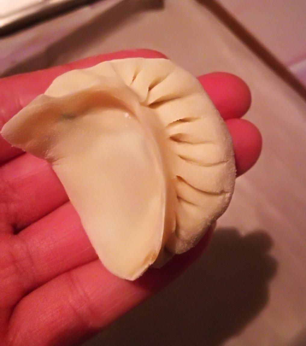 平和不寂寞做的月牙饺子手法包法