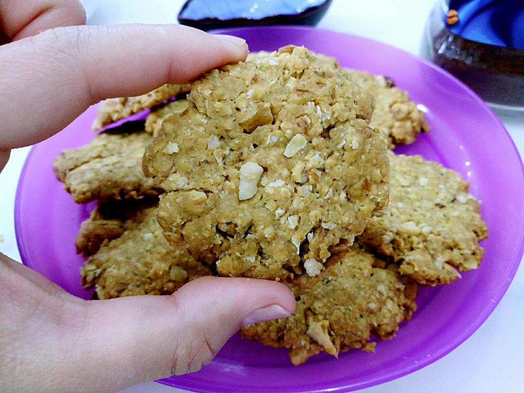 红糖燕麦坚果酥