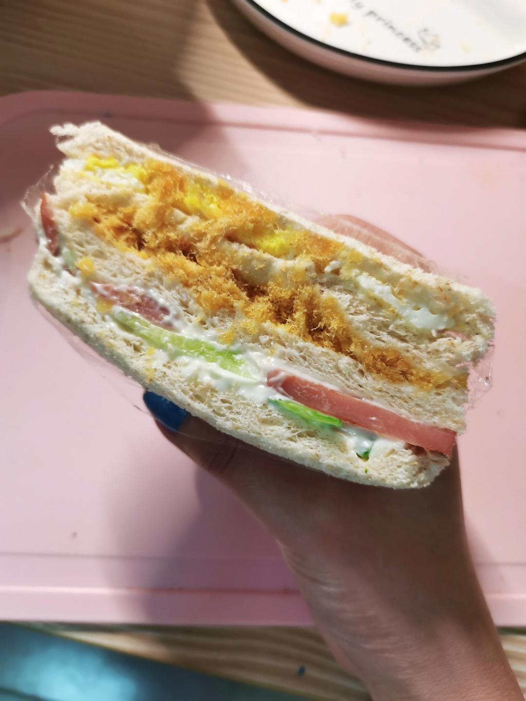 随意任性发挥的早餐三明治