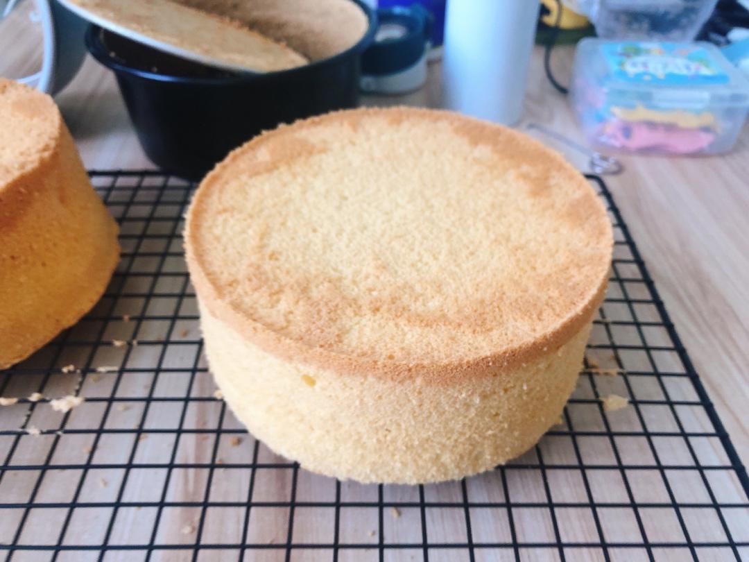 超柔软6寸戚风蛋糕(附8寸配方)零失败 超详细‼️含操作视频