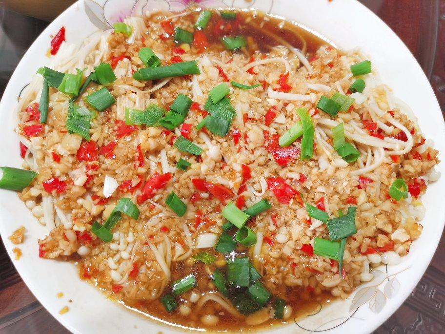 蒜蓉蒸金针菇