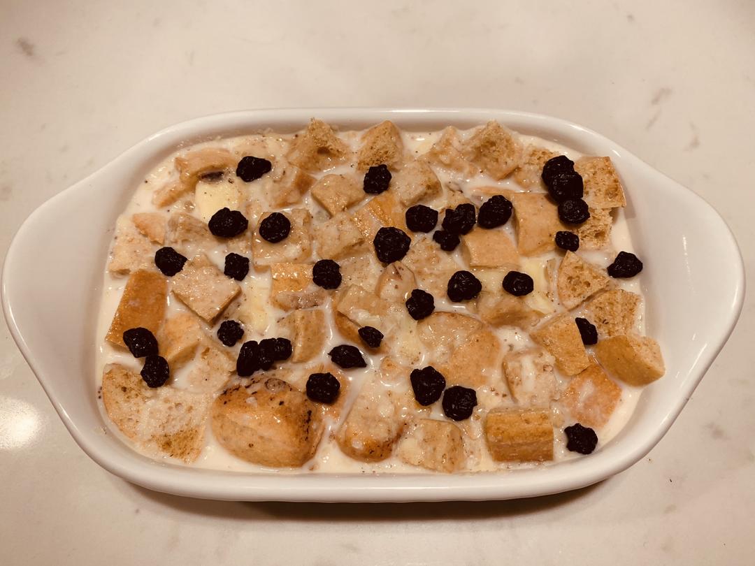 【面包布丁Bread Pudding】 -剩余面包的美味救星的做法 步骤6