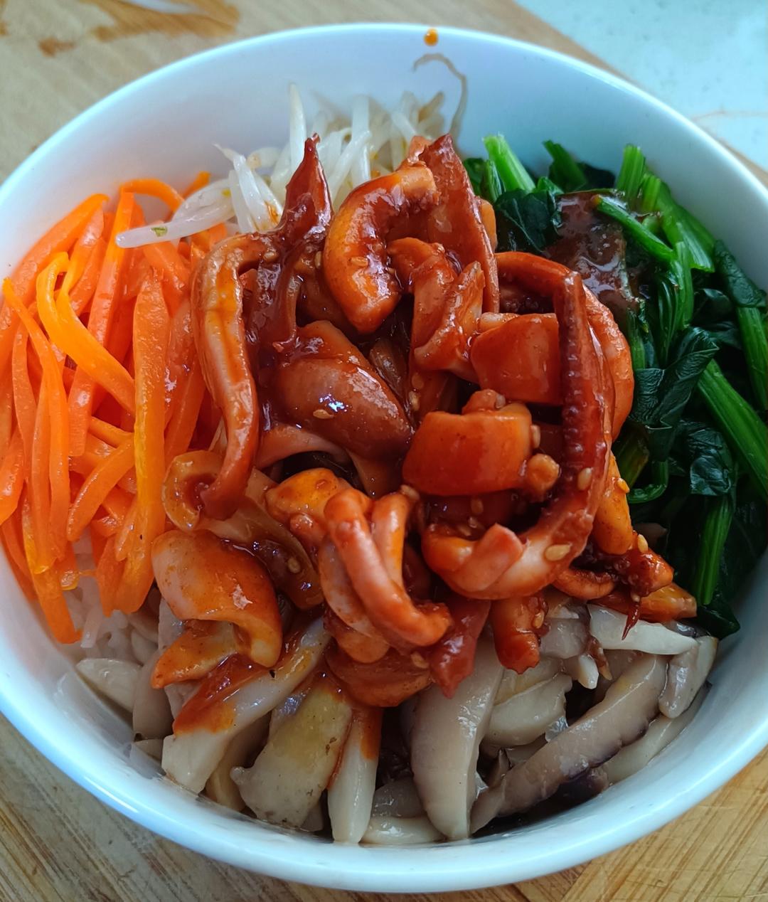 韩式鱿鱼拌饭的做法