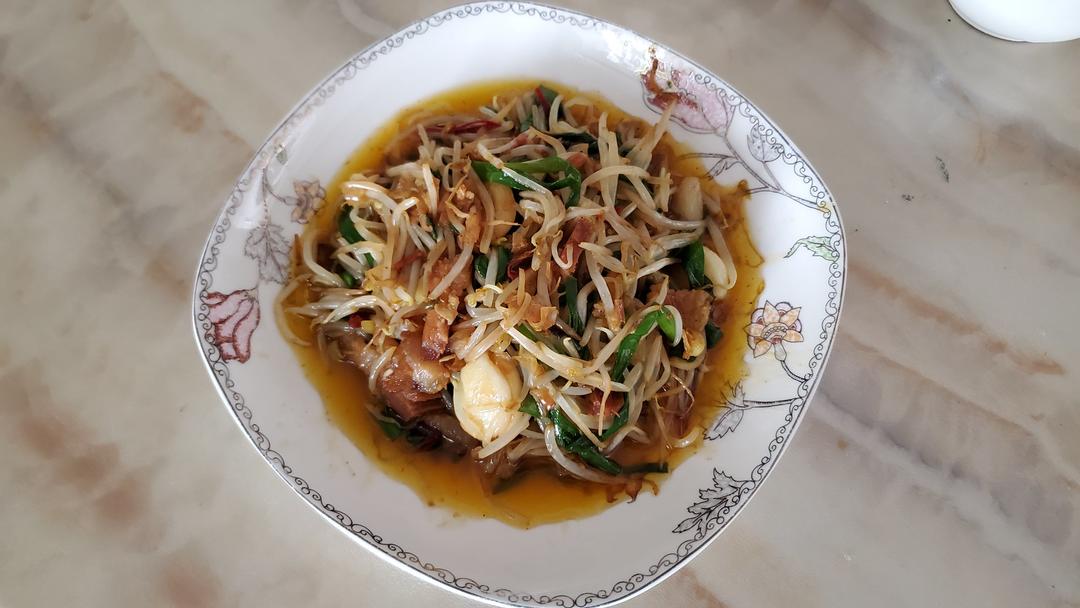 韭菜炒豆芽
