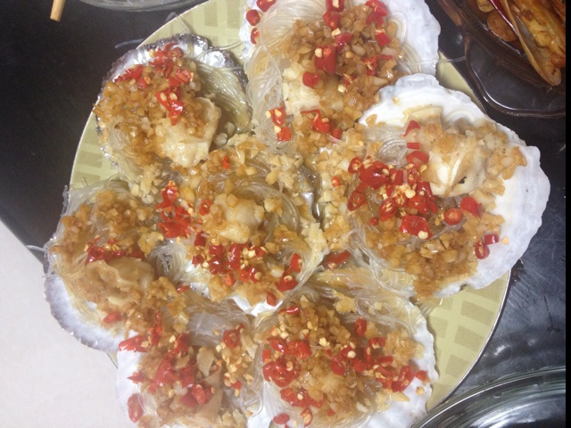 蒜蓉粉丝蒸扇贝