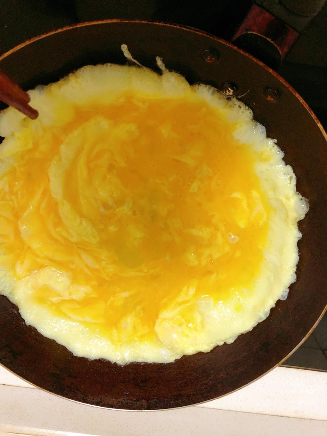 皮薄馅多的韭菜盒子的做法 步骤2