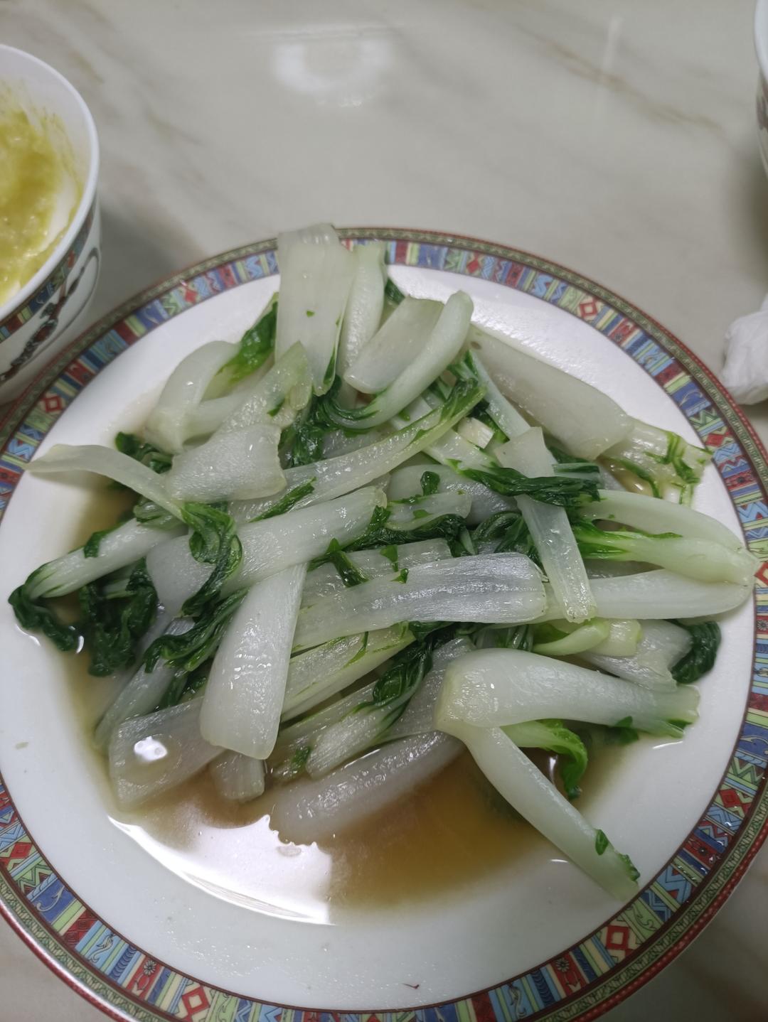 炝炒小白菜（脆爽）